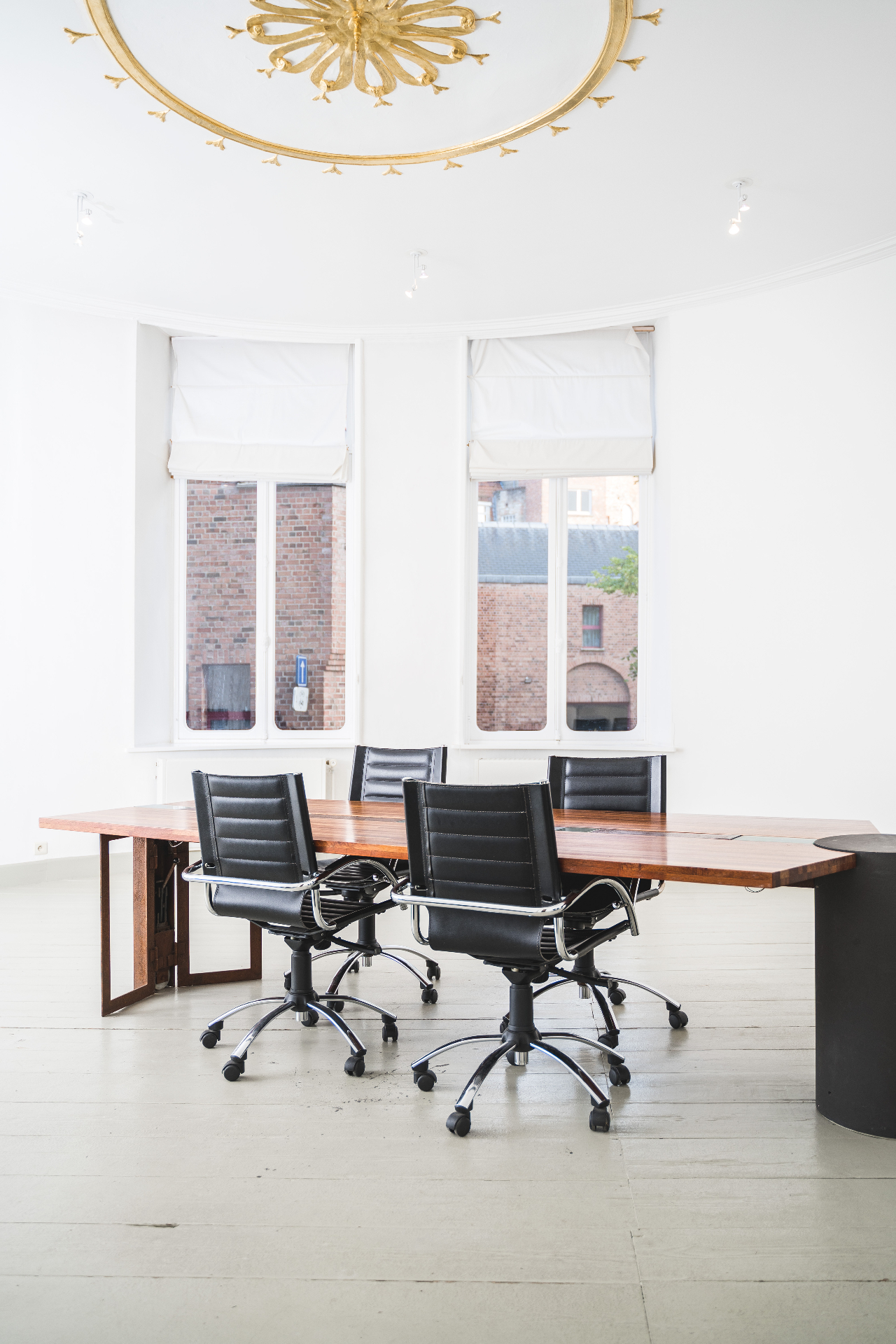 Vergaderzaal advocatenkantoor Brugge